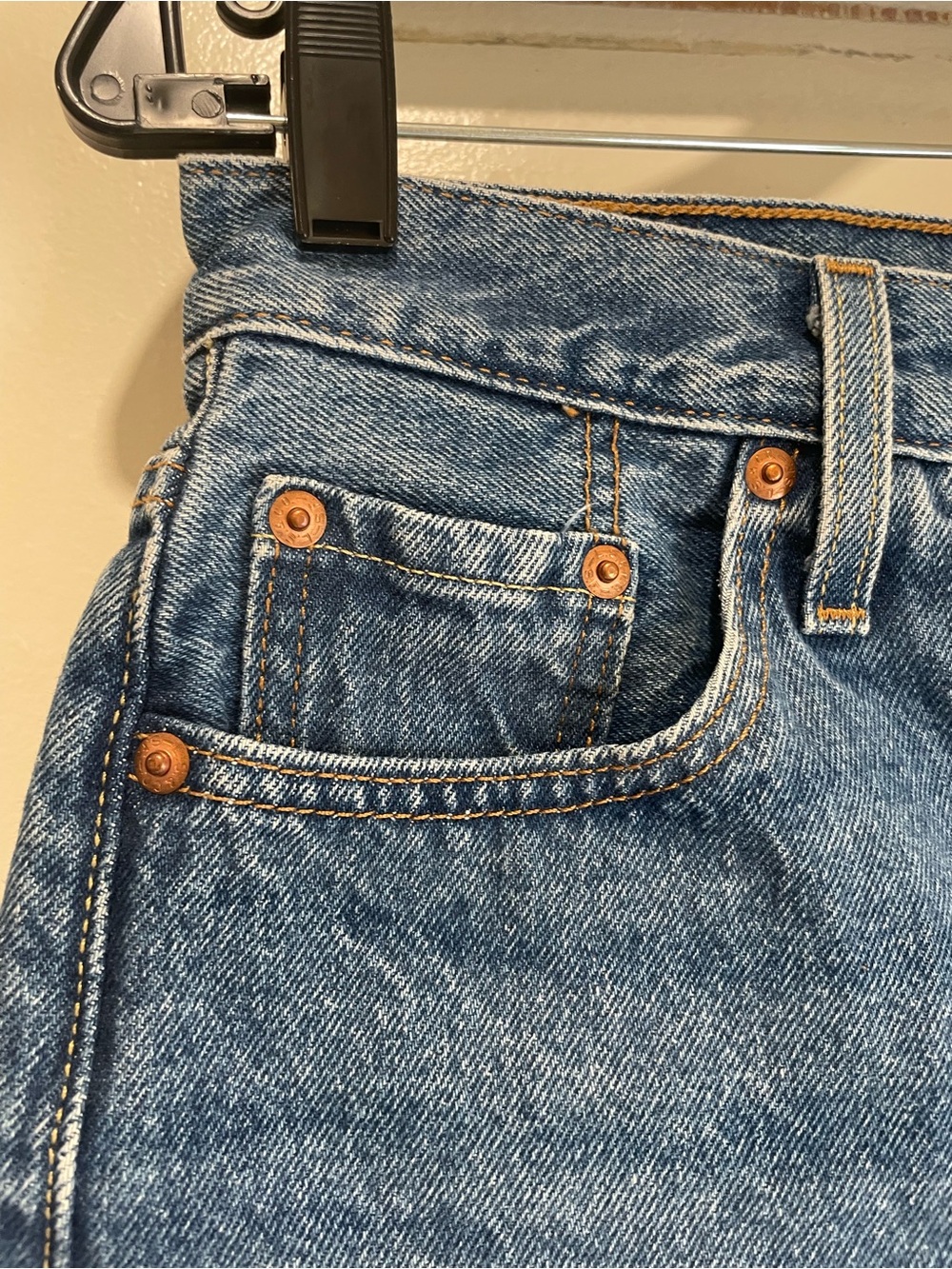 Levi's High rise Denim Jean Shorts - Picture 3 of 8